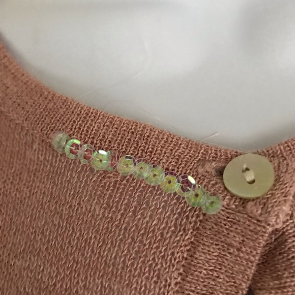 Arden B , size S , women long sleeves sweater, down button , move -Pink color - Picture 4 of 10